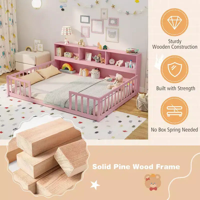 Lit au sol Montessori avec étagères à livres, étagères de rangement et barrières de sécurité.
