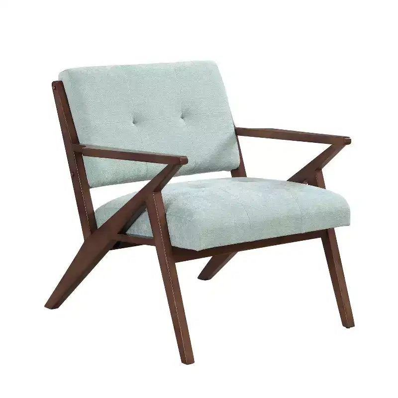 Un fauteuil de salon de style moderne du milieu du siècle avec une assise moelleuse, des accoudoirs inclinés et un cadre en bois massif.