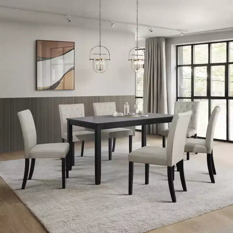 Ensemble table et chaises de salle à manger, incluant des housses de chaise en lin