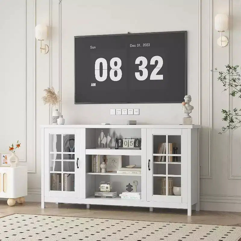 Meuble TV, console média moderne de 150 cm avec rangement et prises électriques.
